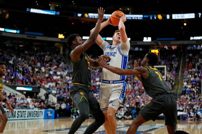 Winners and losers as men’s NCAA Tournament field hits Sweet 16