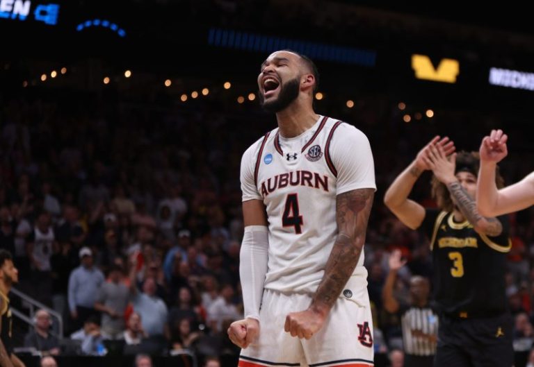 Auburn vs. Michigan State basketball live score, March Madness updates