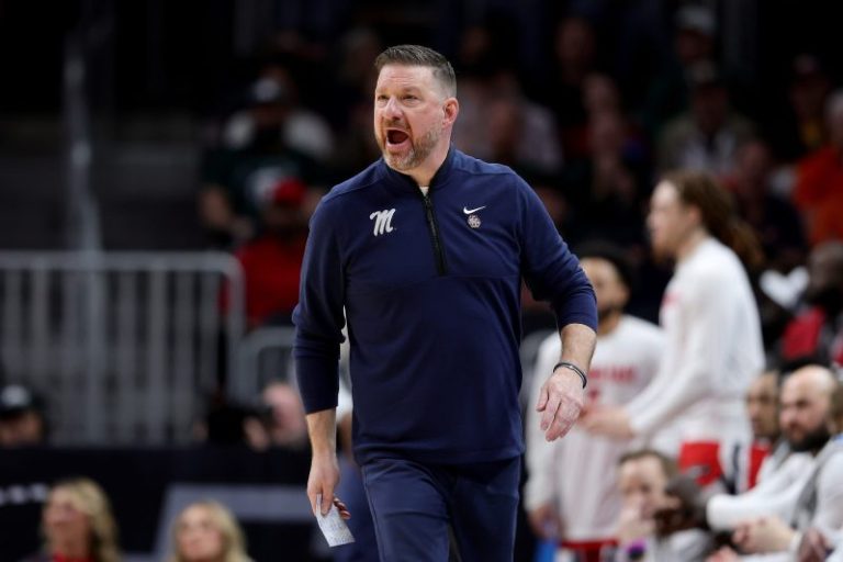 Chris Beard staying with Ole Miss amid rumored Texas A&M interest