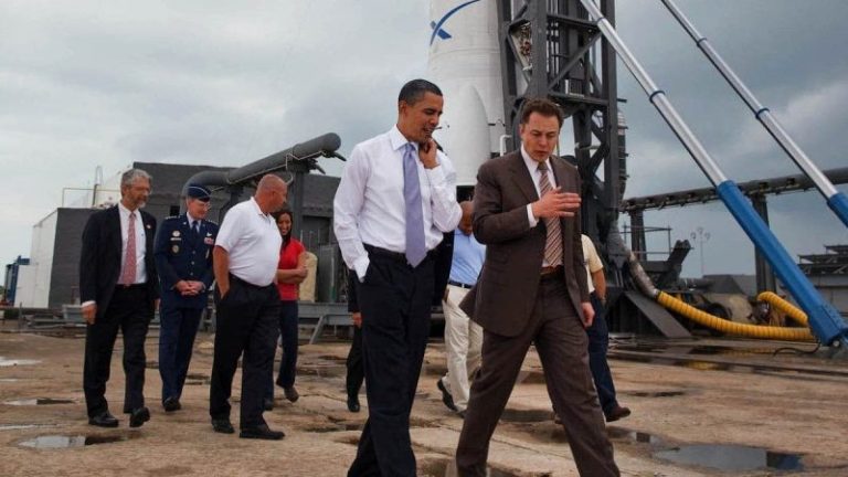 FLASHBACK: Unearthed photo shows smiling Obama touring SpaceX alongside ‘Nazi nepo baby’ Elon Musk