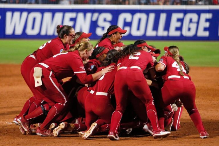 NCAA softball tournament bracket: Regional TV schedule, game times