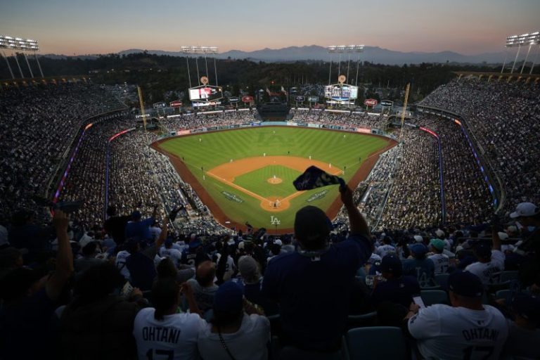 Yankees fan claims falling concrete hit him at Dodger Stadium