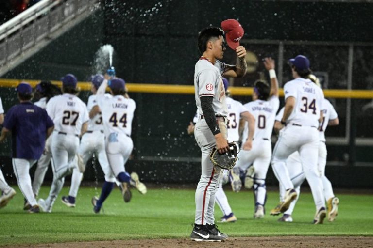 How LSU baseball came back vs. Arkansas in College World Series