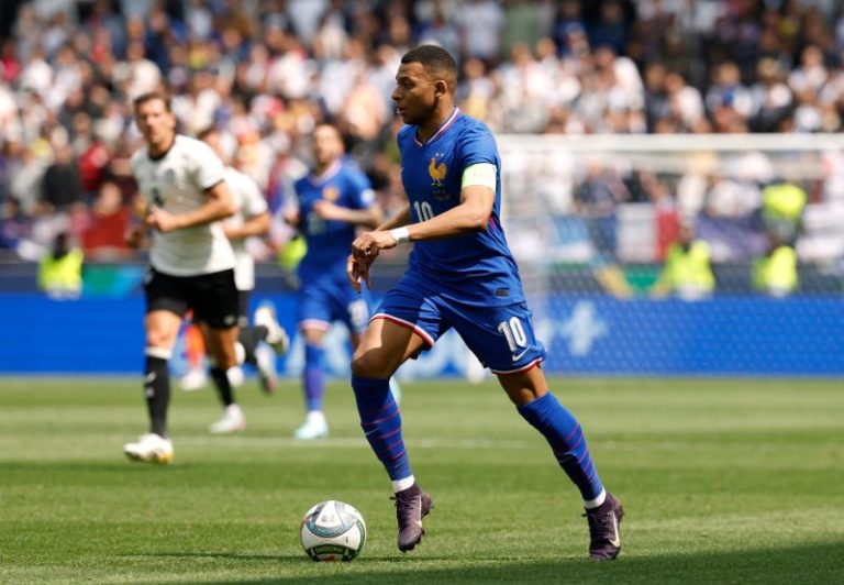 Kylian Mbappé hospitalized with illness, Real Madrid announces