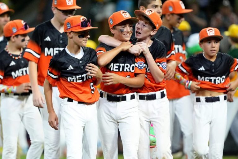 Connecticut tops Aruba for LLWS third place finish