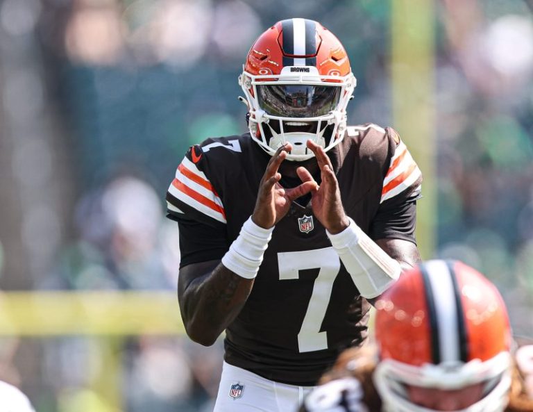 Browns release veteran QB ahead of final roster cuts