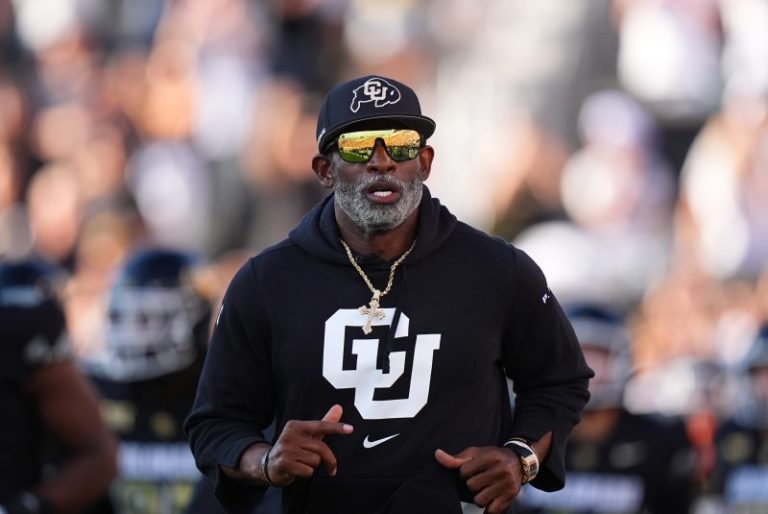 Deion Sanders’ clock management criticized by prominent Colorado alum