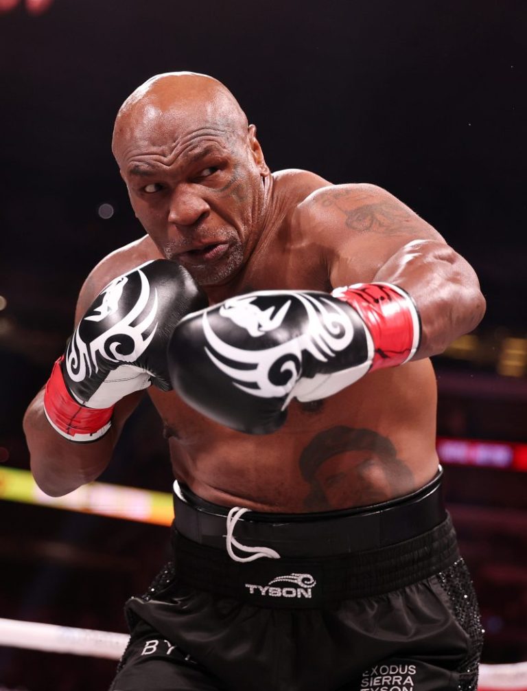 Mike Tyson vs. Floyd Mayweather ages create cause for concern