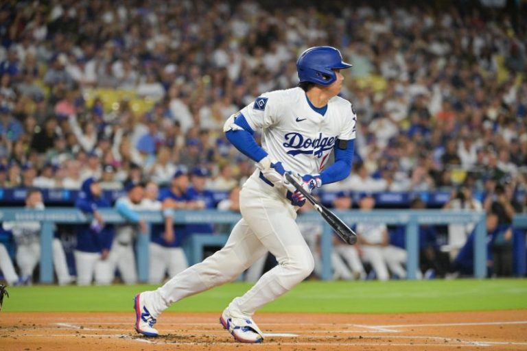 Watch: Shohei reaches 50-HR milestone for second straight season