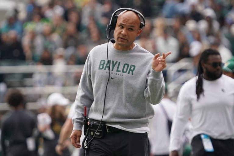 Baylor sticks with coach: ‘This decision will garner strong opinions’