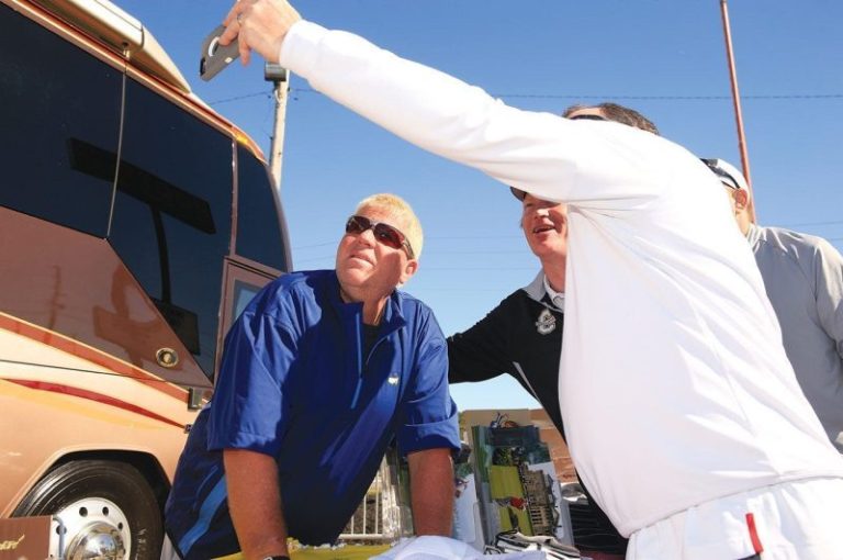 With Hooters demolished, John Daly finds a new Masters home