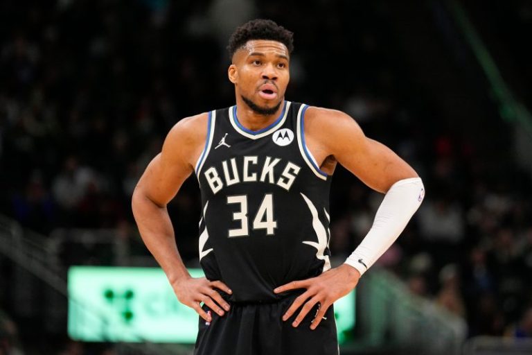 Bucks ‘starting to listen’ on offers for franchise star