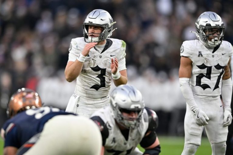 Proposal from Jeff Monken puts Army-Navy Game on Thanksgiving weekend