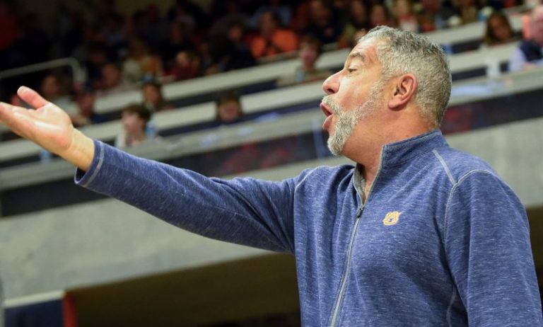 Bruce Pearl says NCAA should consider banning Alabama from postseason