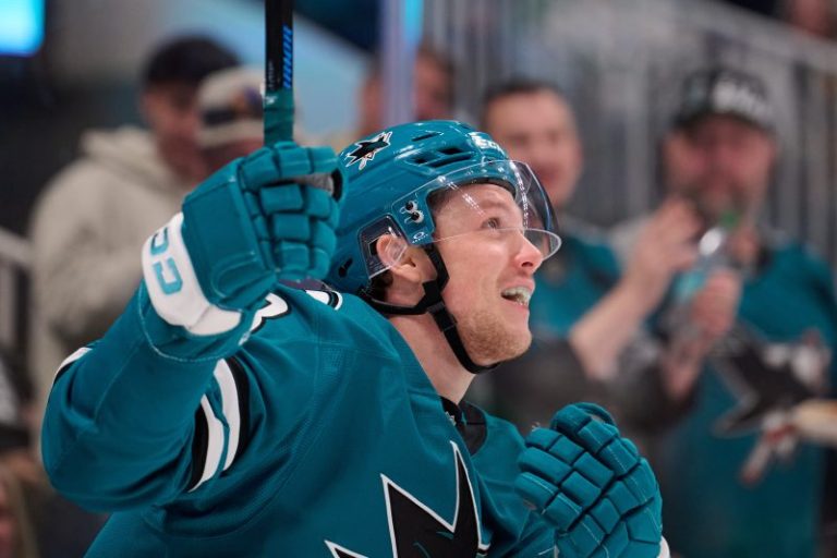 3 landing spots for former Sharks forward after contract is terminated