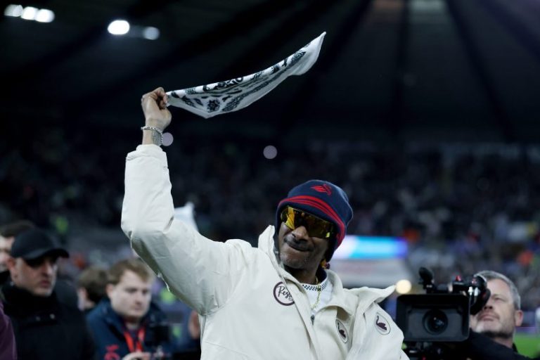 Snoop Dogg left soccer stadium smelling like weed, jokes boss